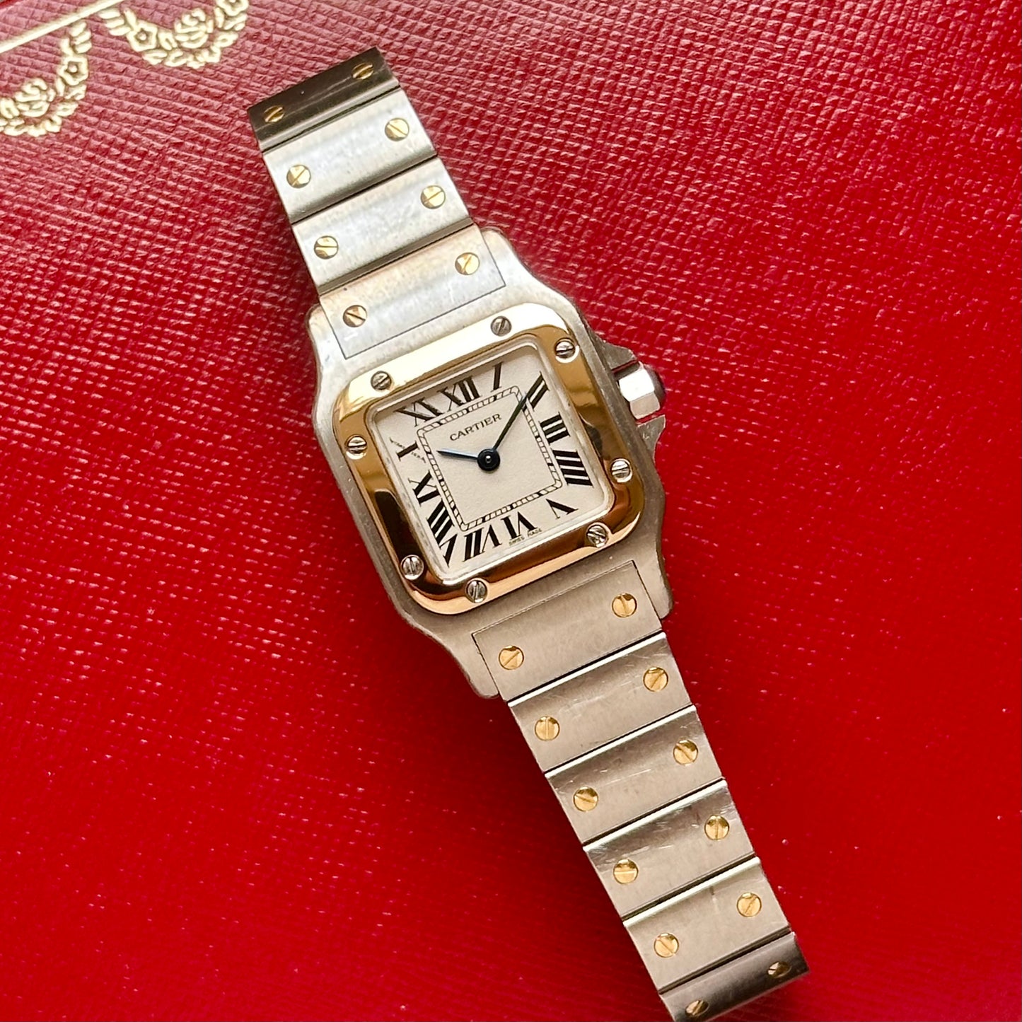 Santos Galbée White Romans 18K Yellow Gold Ref W20012C4 2008