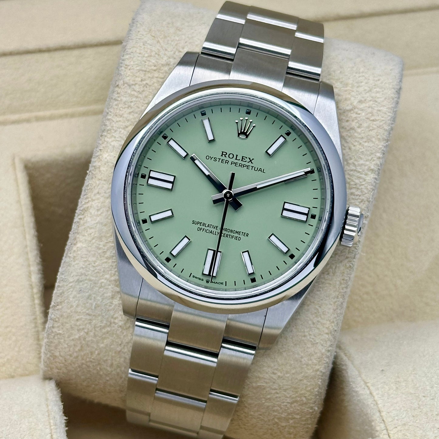 Oyster Perpetual 41 Pistachio Dial Ref 134300 2025