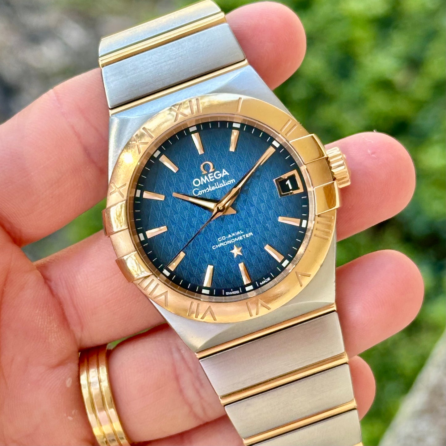 Constellation 18K Rose Gold Blue Ref 123.20.38.21.03.001