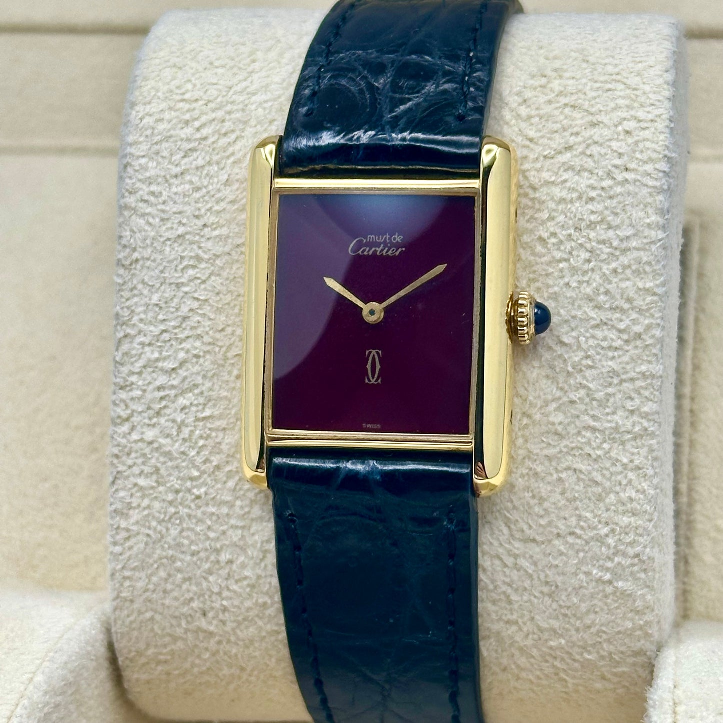 Tank Must Large Burgundy Manual Winding