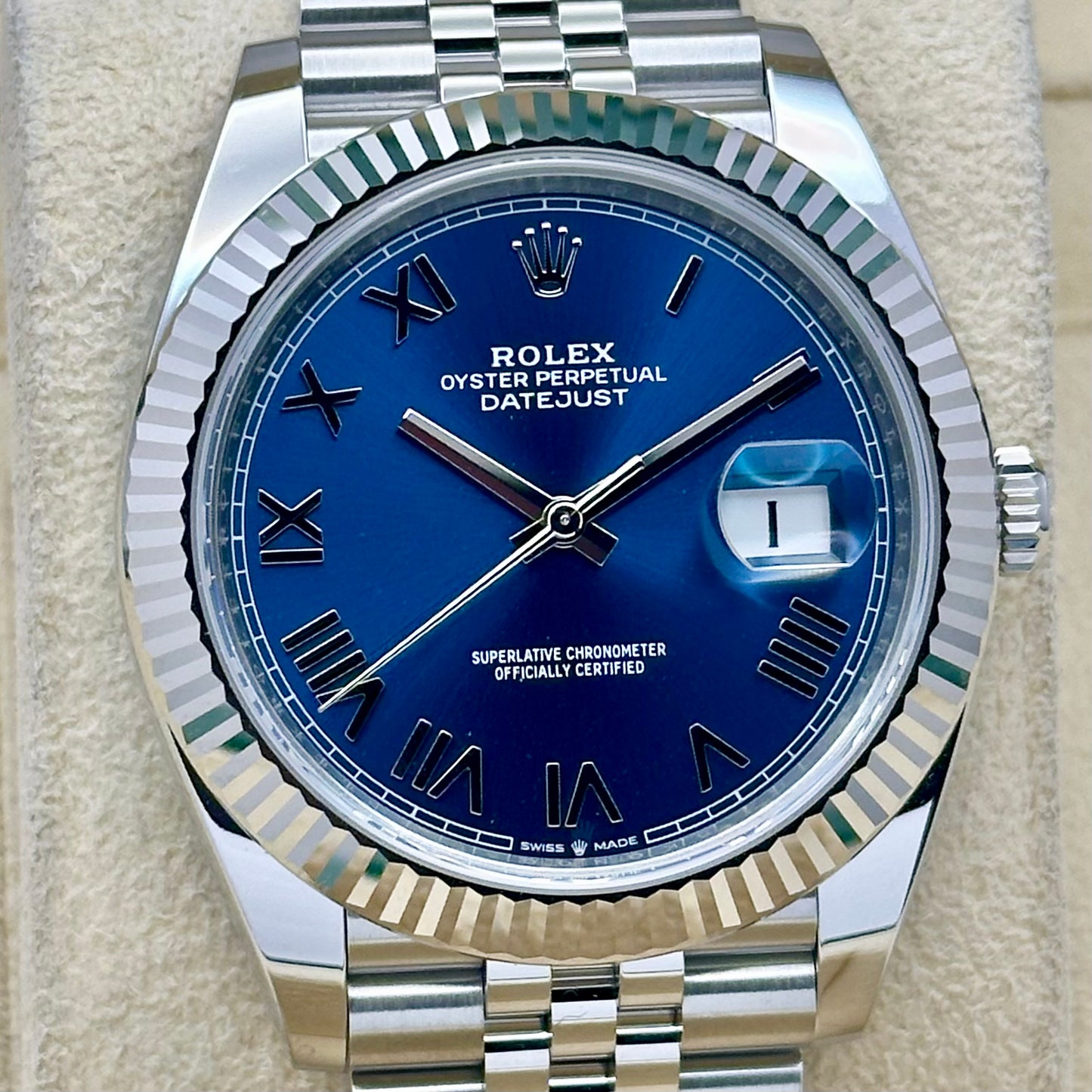Datejust 41 Sunburst Blue Romans 18K White Gold Ref 126334 2026