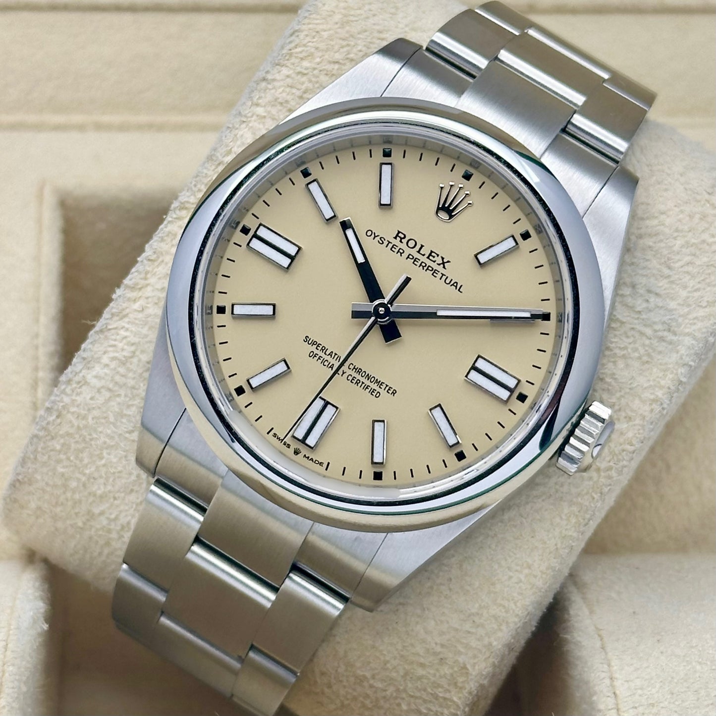 Oyster Perpetual 41 Beige Dial Ref 134300 2025
