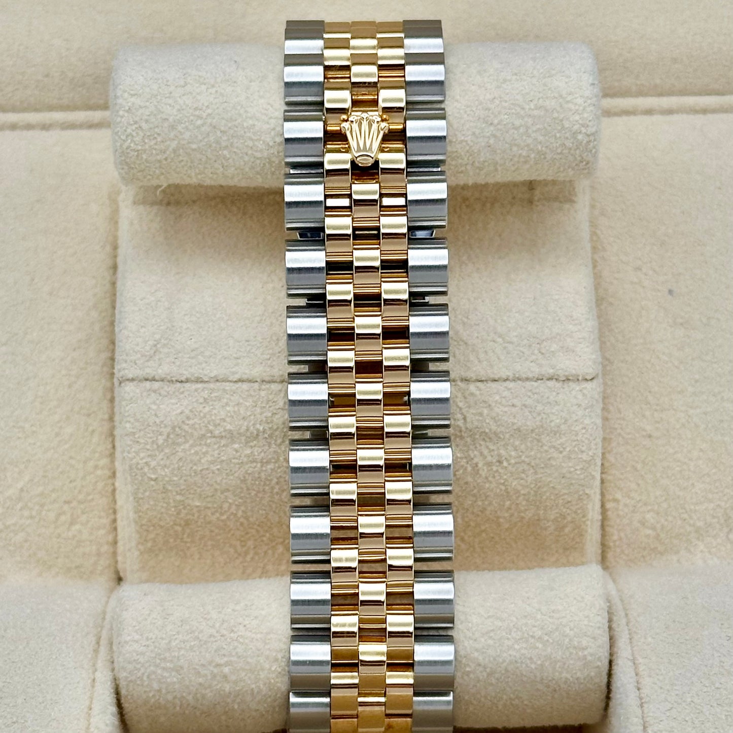 Datejust 36 Silver Diamond Super Jubilee 18K Yellow Gold Ref 116233 2007