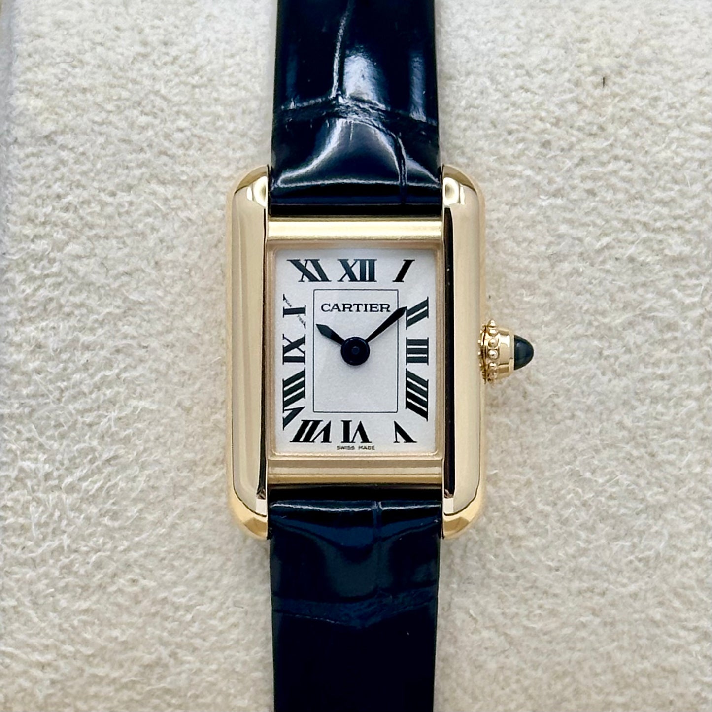 Tank Louis Mini 18K Yellow Gold White Romans Ref WGTA0352 2025