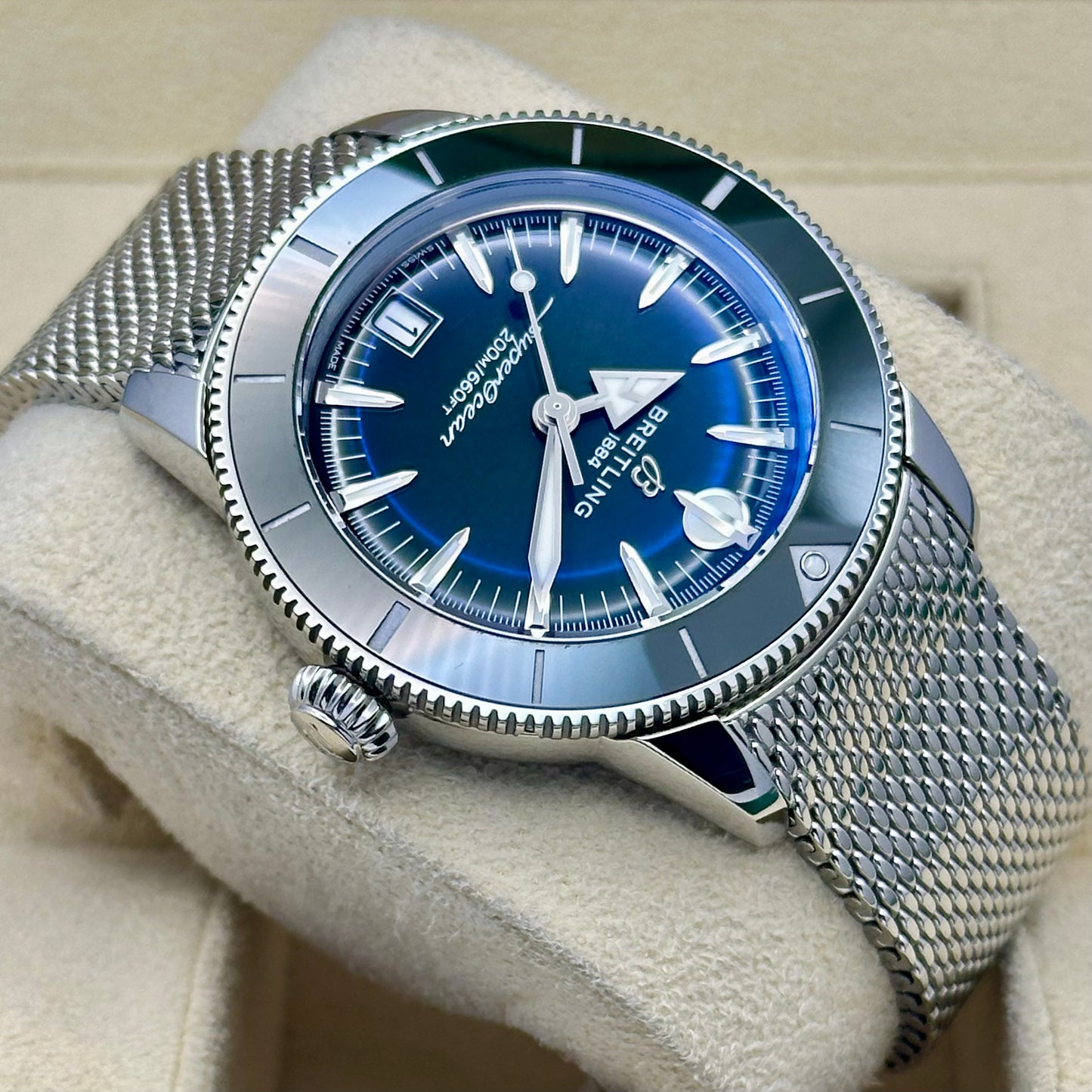 Superocean Heritage B31 Green Dial Ref AB3110 2025