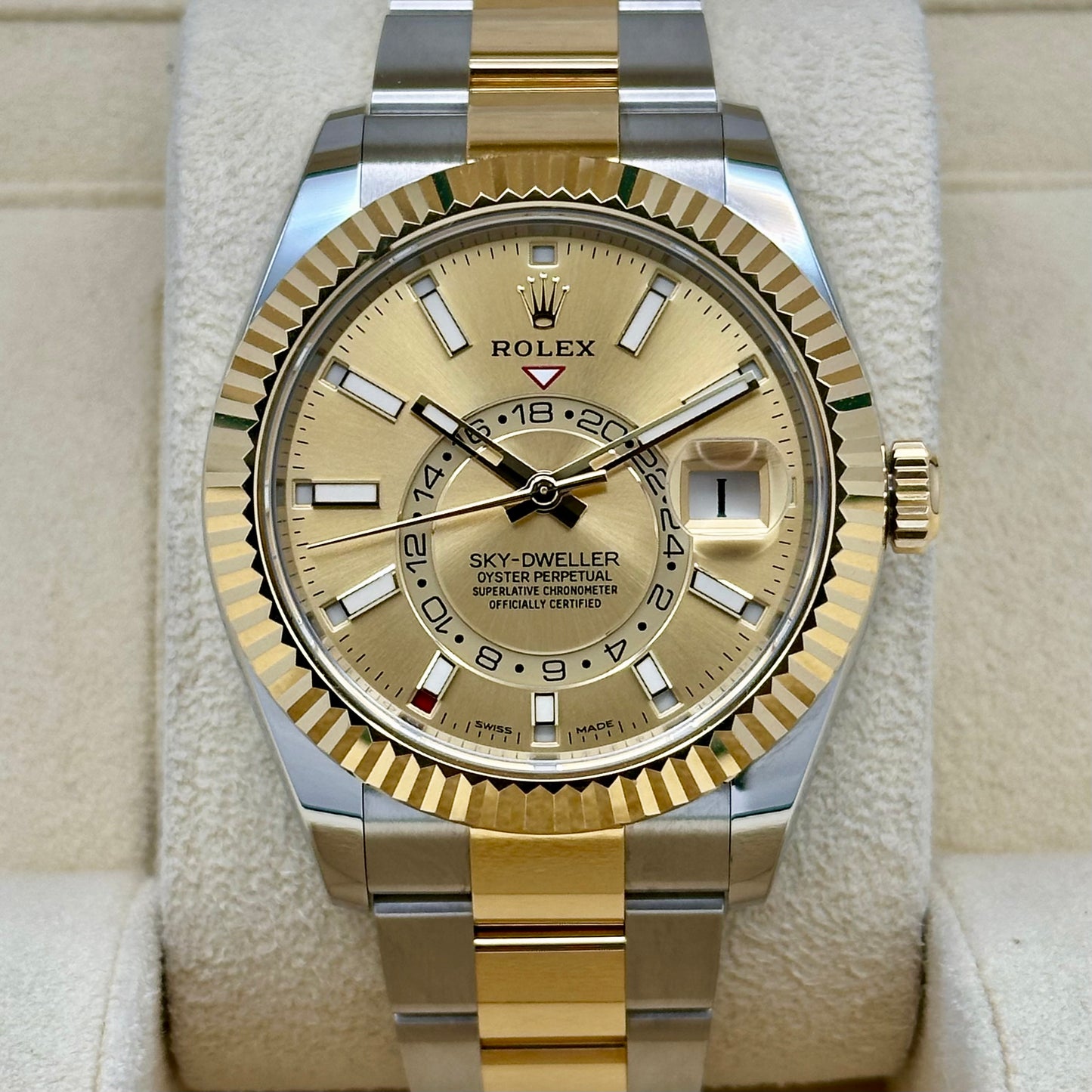 Sky-Dweller Champagne 18K Yellow Gold Two Tone Ref 326933 2021