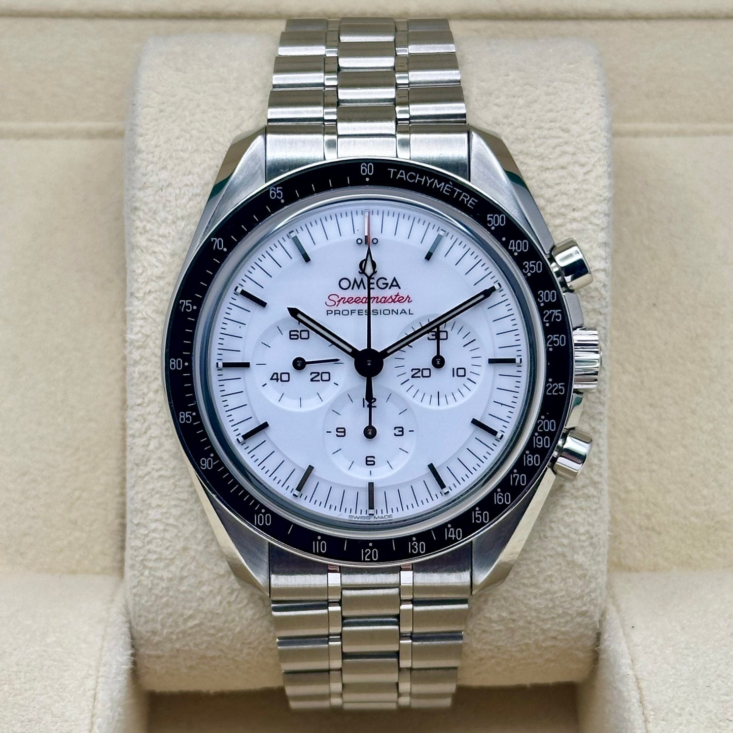 Speedmaster Professional Moonwatch Sapphire White Ref 310.30.42.50.04.001 2024