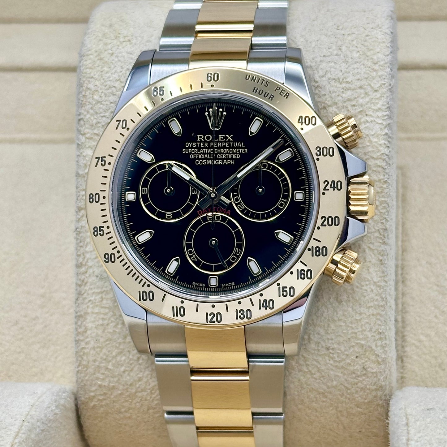 Cosmograph Daytona Black Dial 18K Yellow Gold Ref 116523 2014