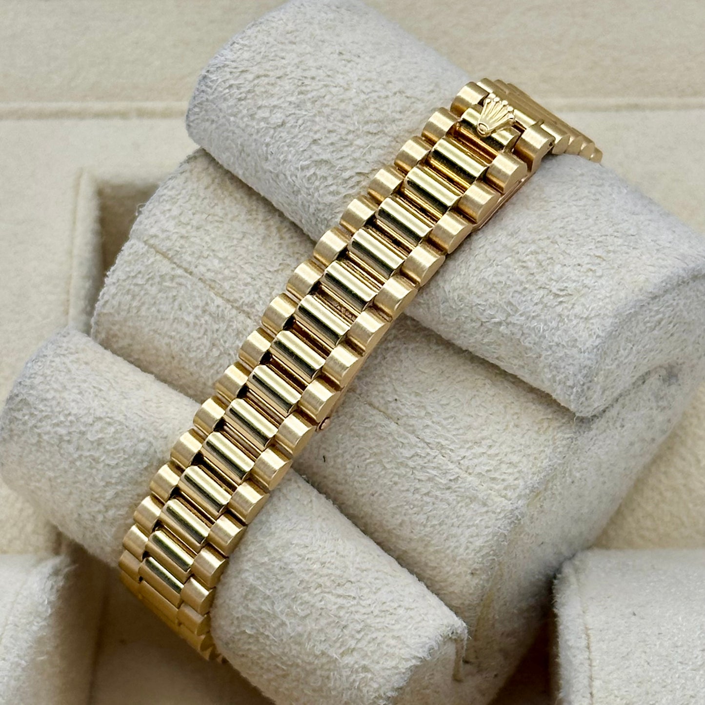 Lady-Datejust 26 Champagne Diamond 18K Yellow Gold President Ref 69178