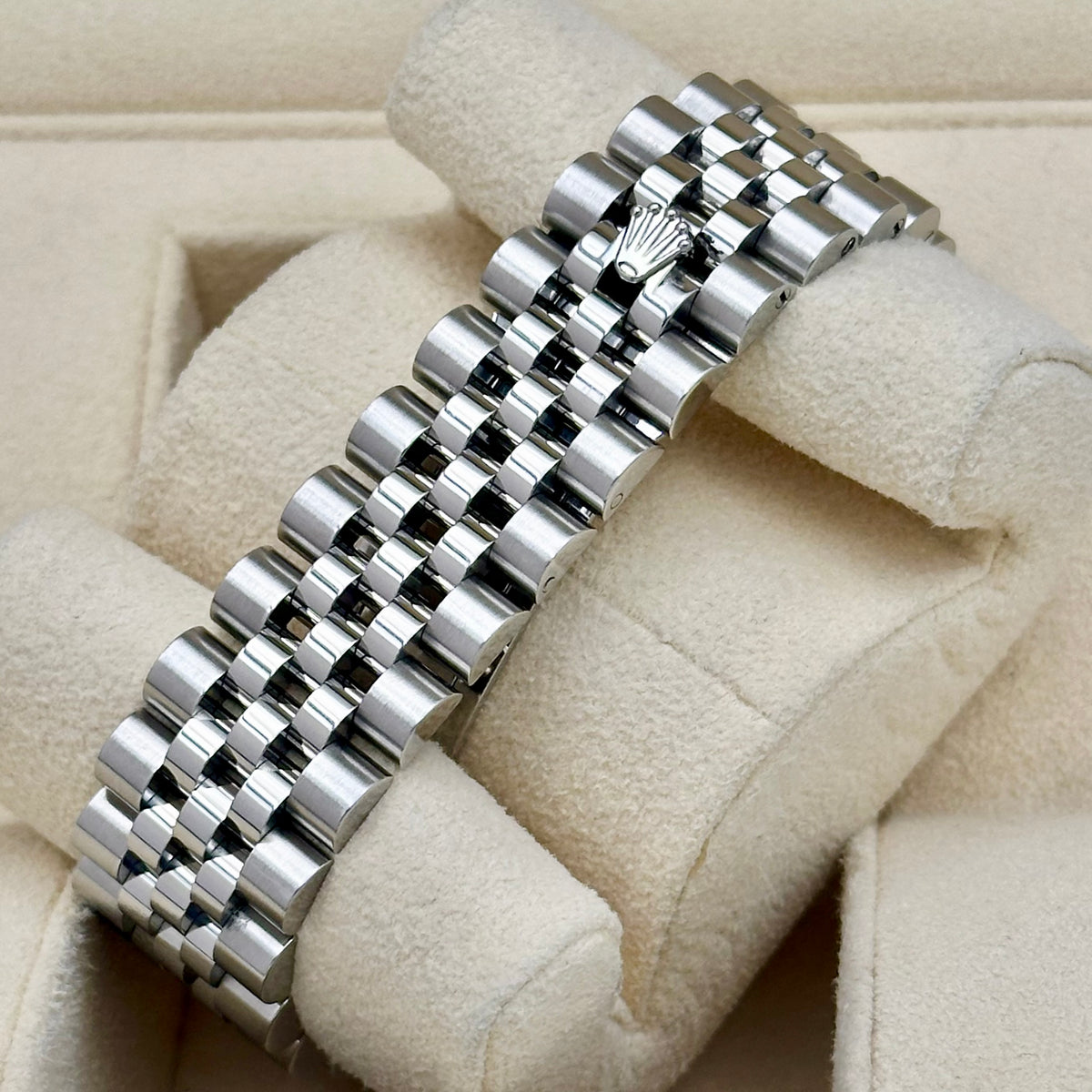 Datejust 36 Black Anniversary Diamond Dial Super Jubilee 18K White Gold Ref 116234 2012