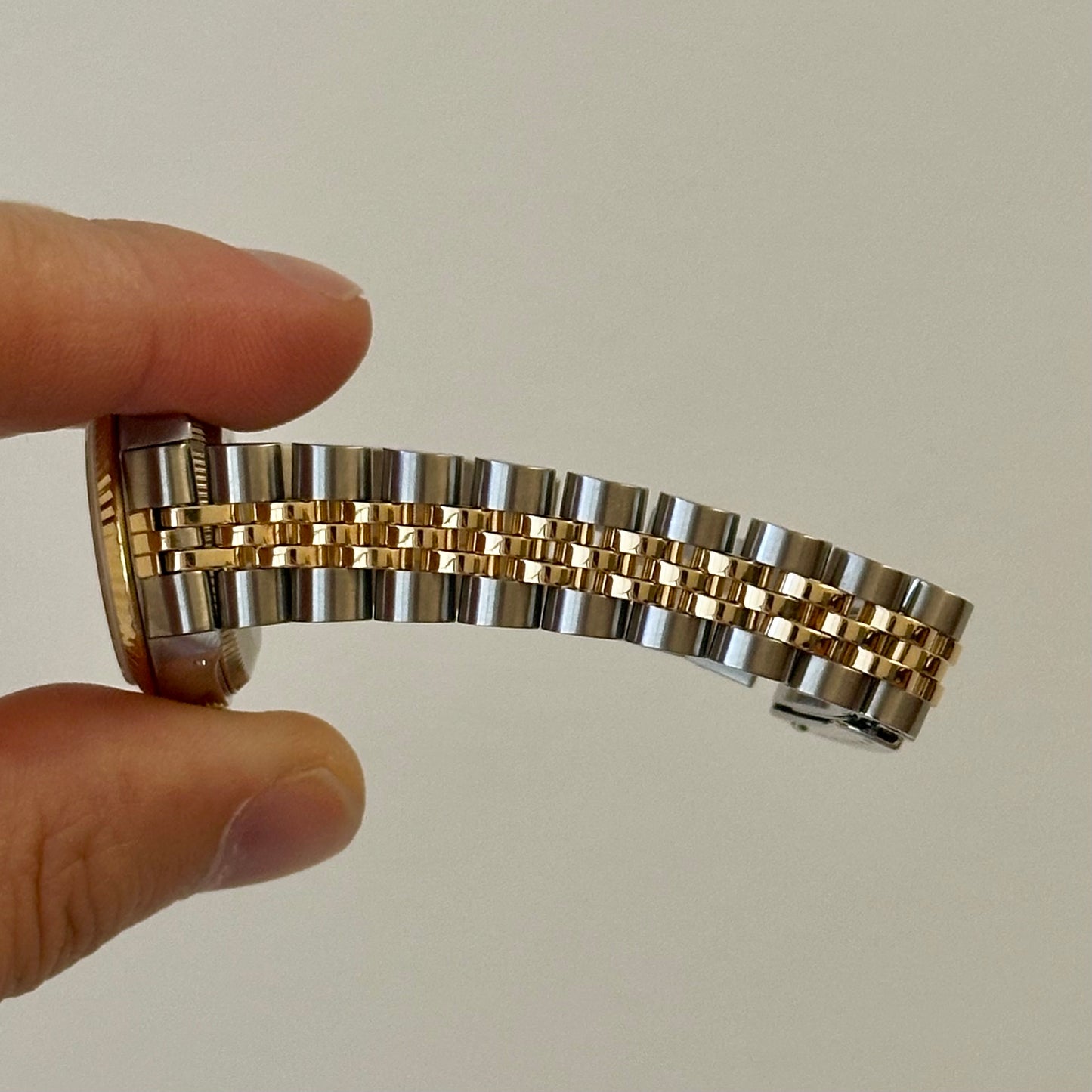 Oyster Perpetual 26 Champagne Dial Ref 67193 1988