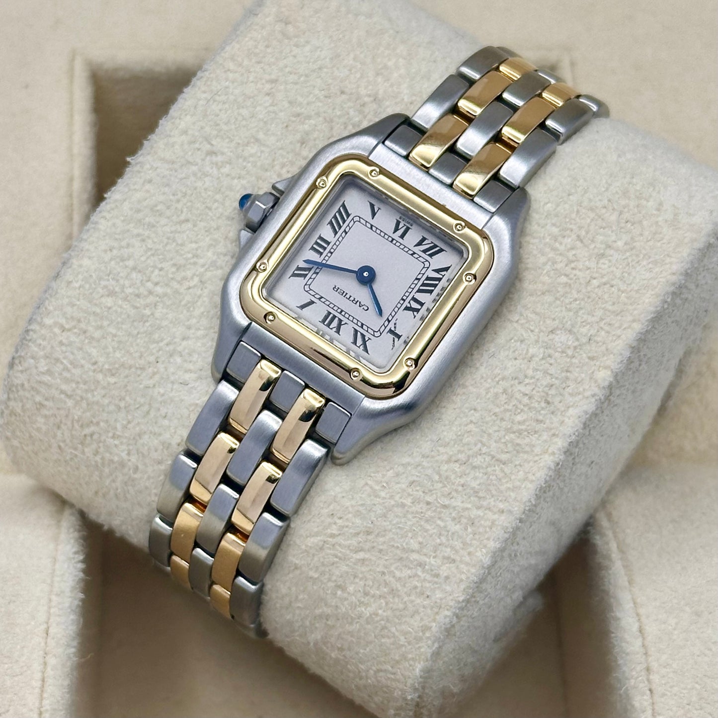Panthére Small Two Row 18K Yellow Gold White Romans Ref 1120