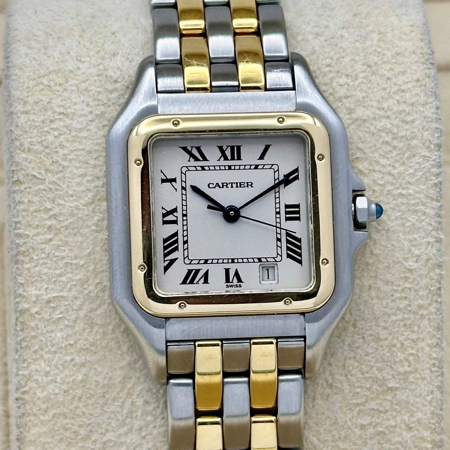 Panthére Medium Two Row 18K Yellow Gold White Romans Ref 1100
