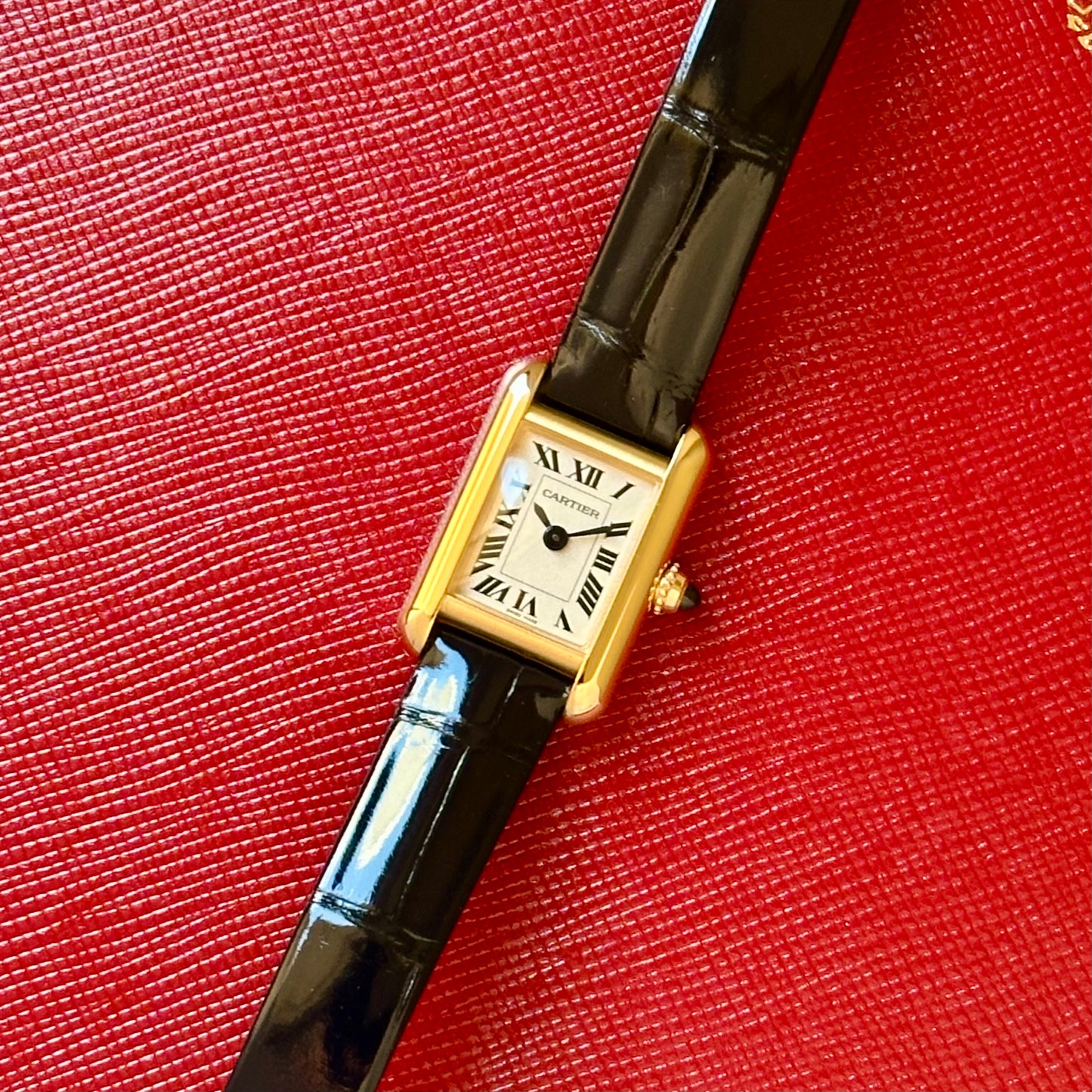 Tank Louis Mini 18K Yellow Gold White Romans Ref WGTA0352 2025