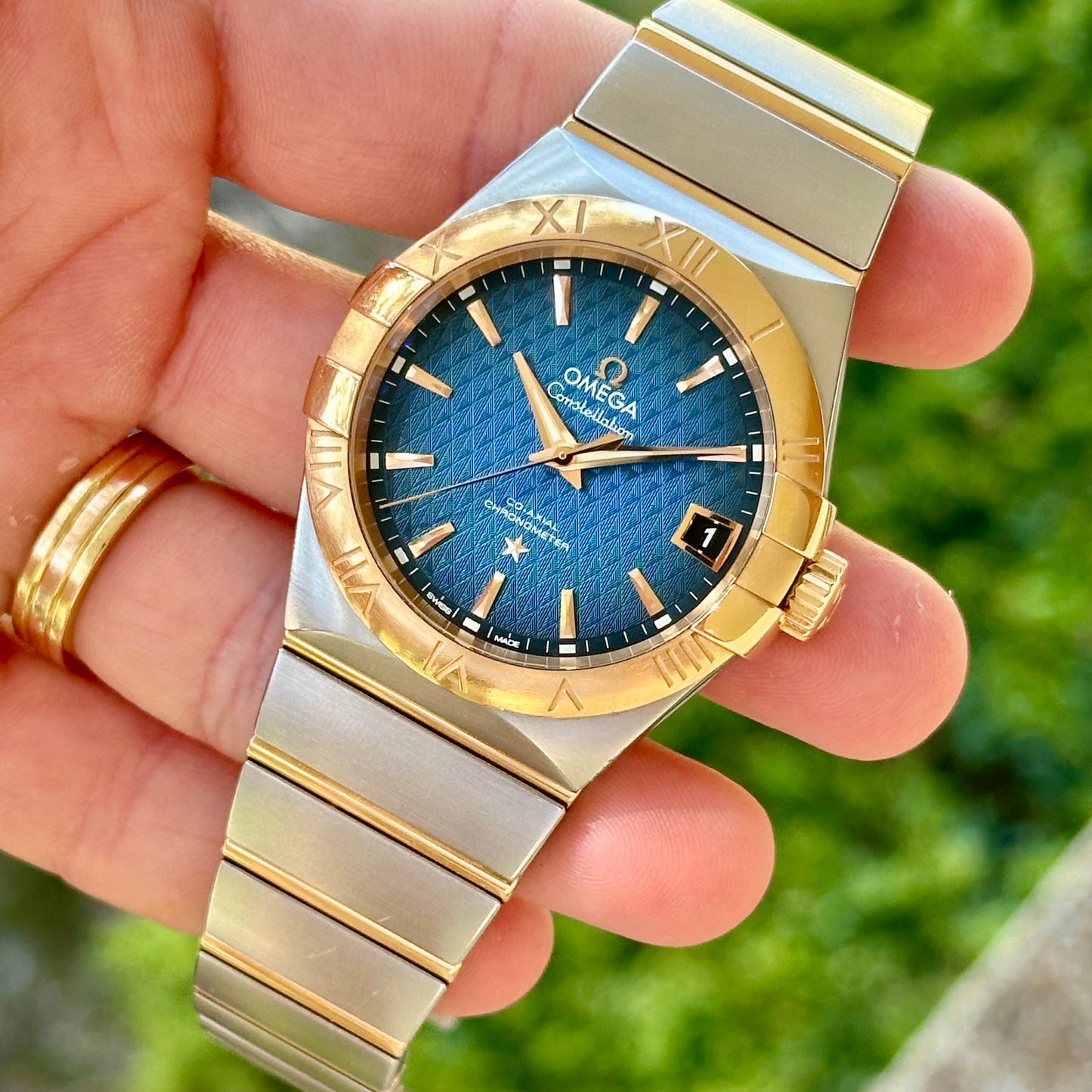Constellation 18K Rose Gold Blue Ref 123.20.38.21.03.001