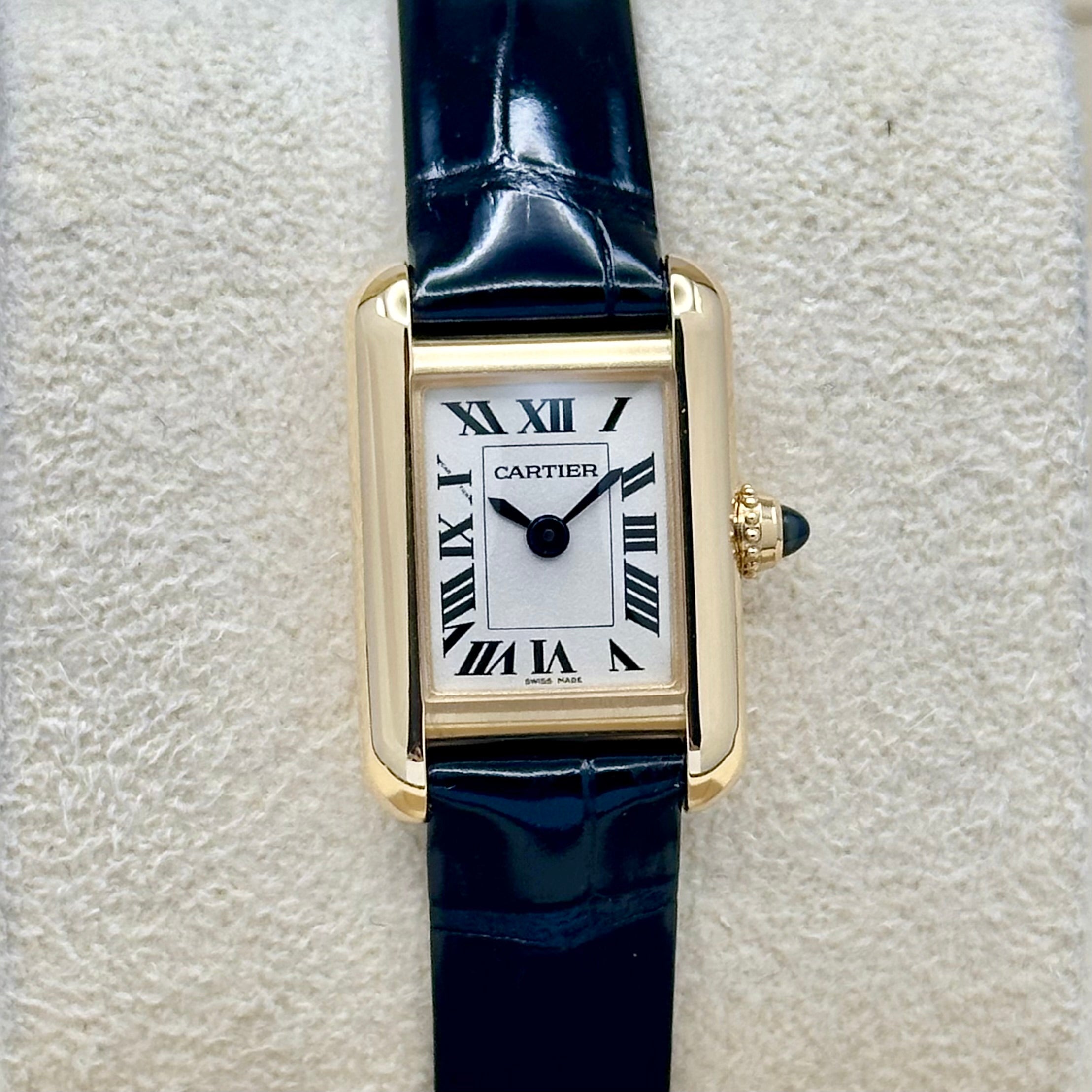 Tank Louis Mini 18K Yellow Gold White Romans Ref WGTA0352 2025 – George ...