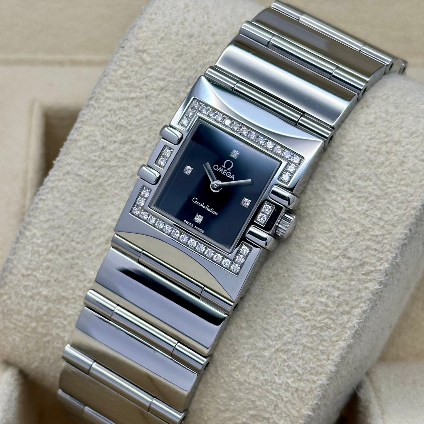 Quadra Constellation Factory Diamond Bezel Black Diamond Dial Ref 1528.46.00 2000