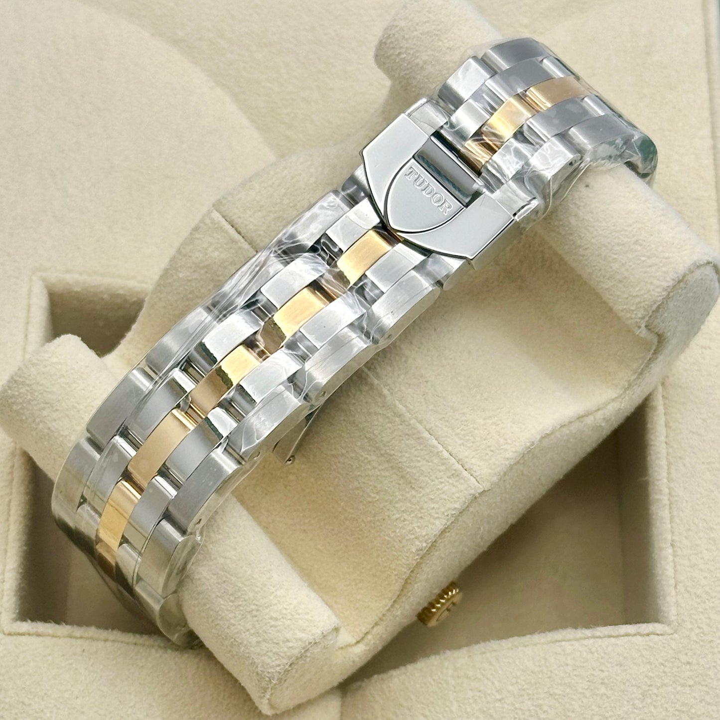 Glamour Double Date Two Tone Yellow Gold Ref 57003 2021