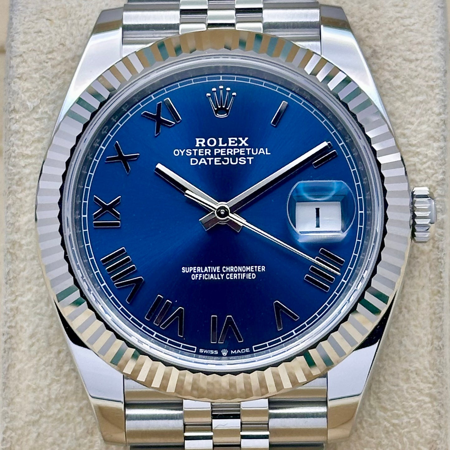 Datejust 41 Sunburst Blue Romans 18K White Gold Ref 126334 2026