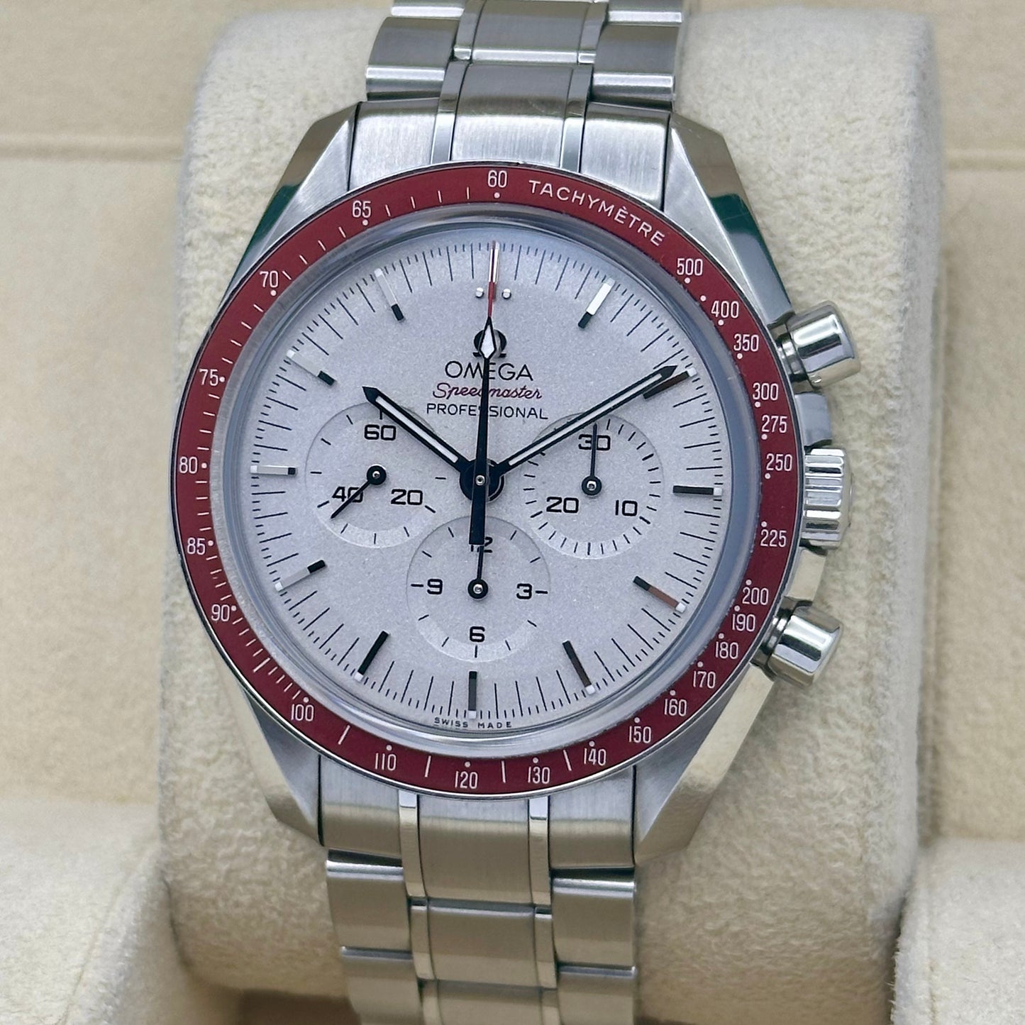 Speedmaster Professional Tokyo 2020 Olympics Rising Sun Ref 522.30.42.30.06.001 2020