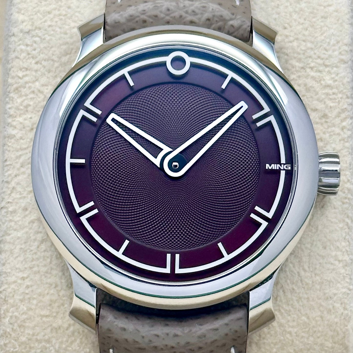 Ming Burgundy Ref 17.09 2025