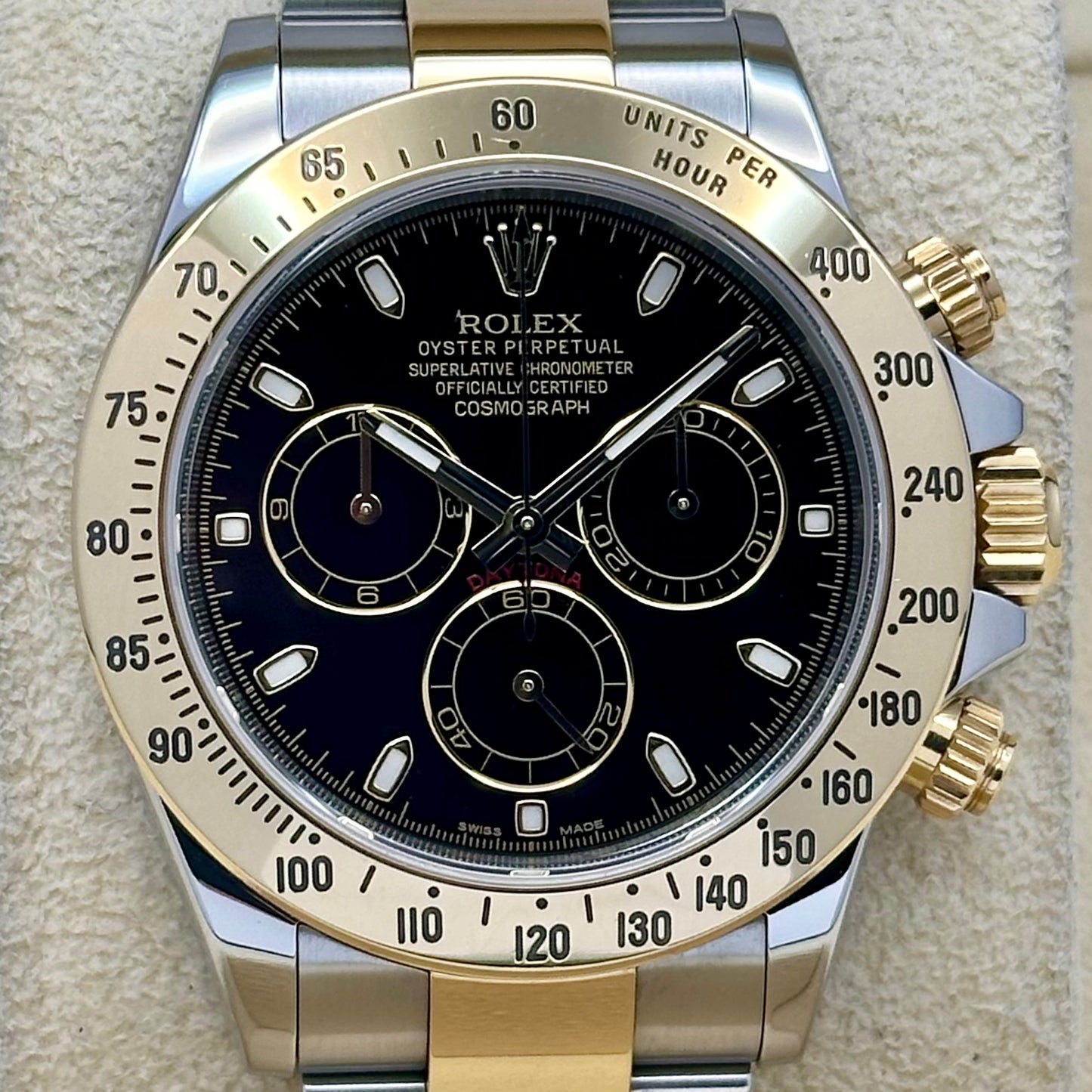 Cosmograph Daytona Black Dial 18K Yellow Gold Ref 116523 2014