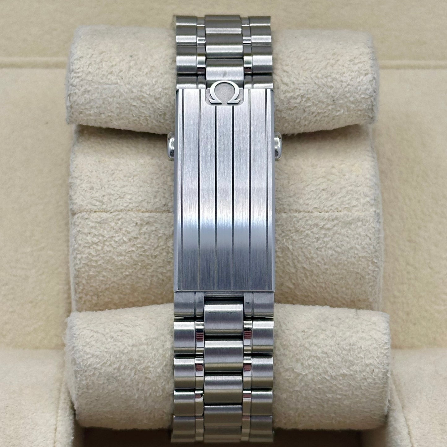 Speedmaster Professional Sapphire Sandwich Ref 310.30.42.50.01.002 2025