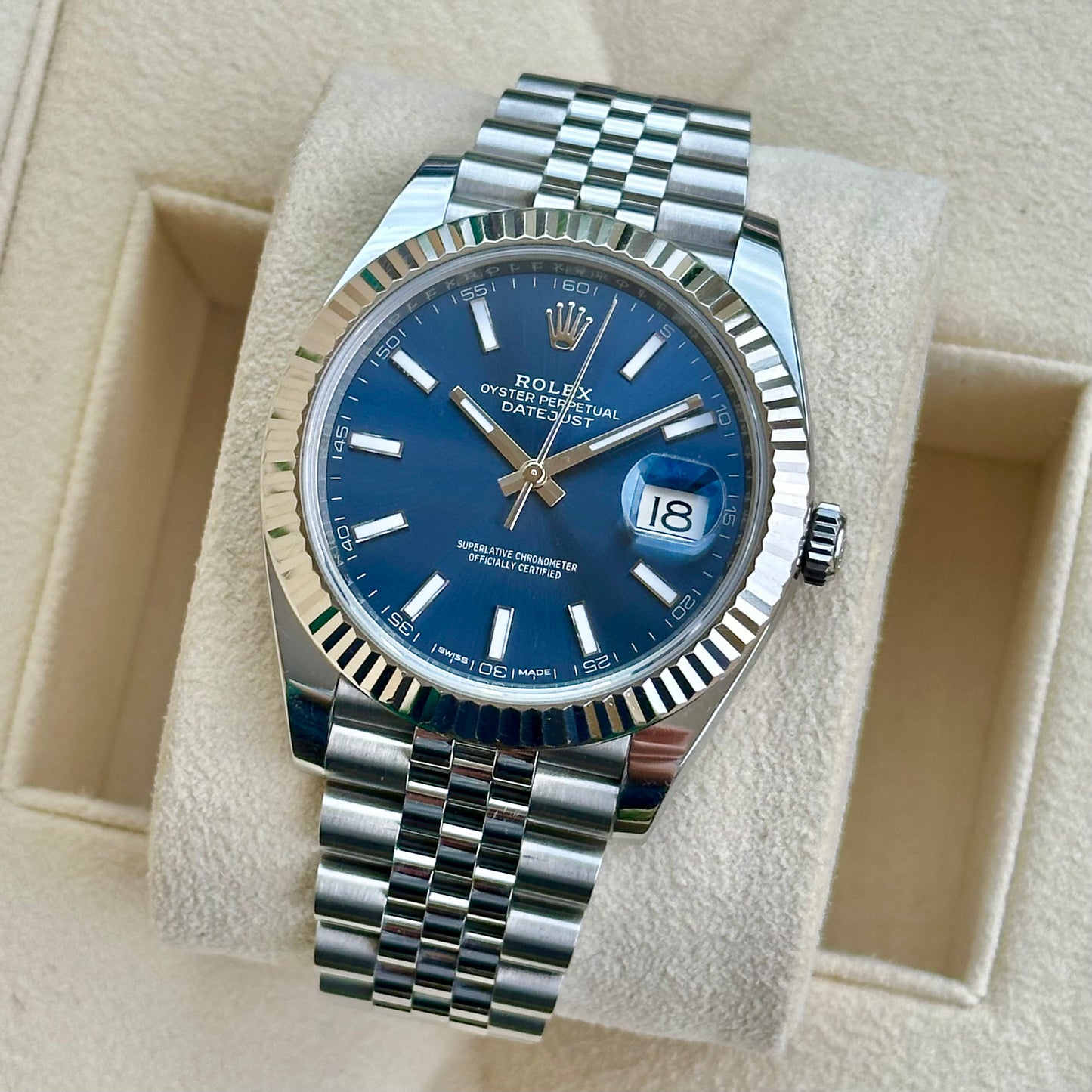 Datejust 41 Sunburst Blue Ref 126334 2018