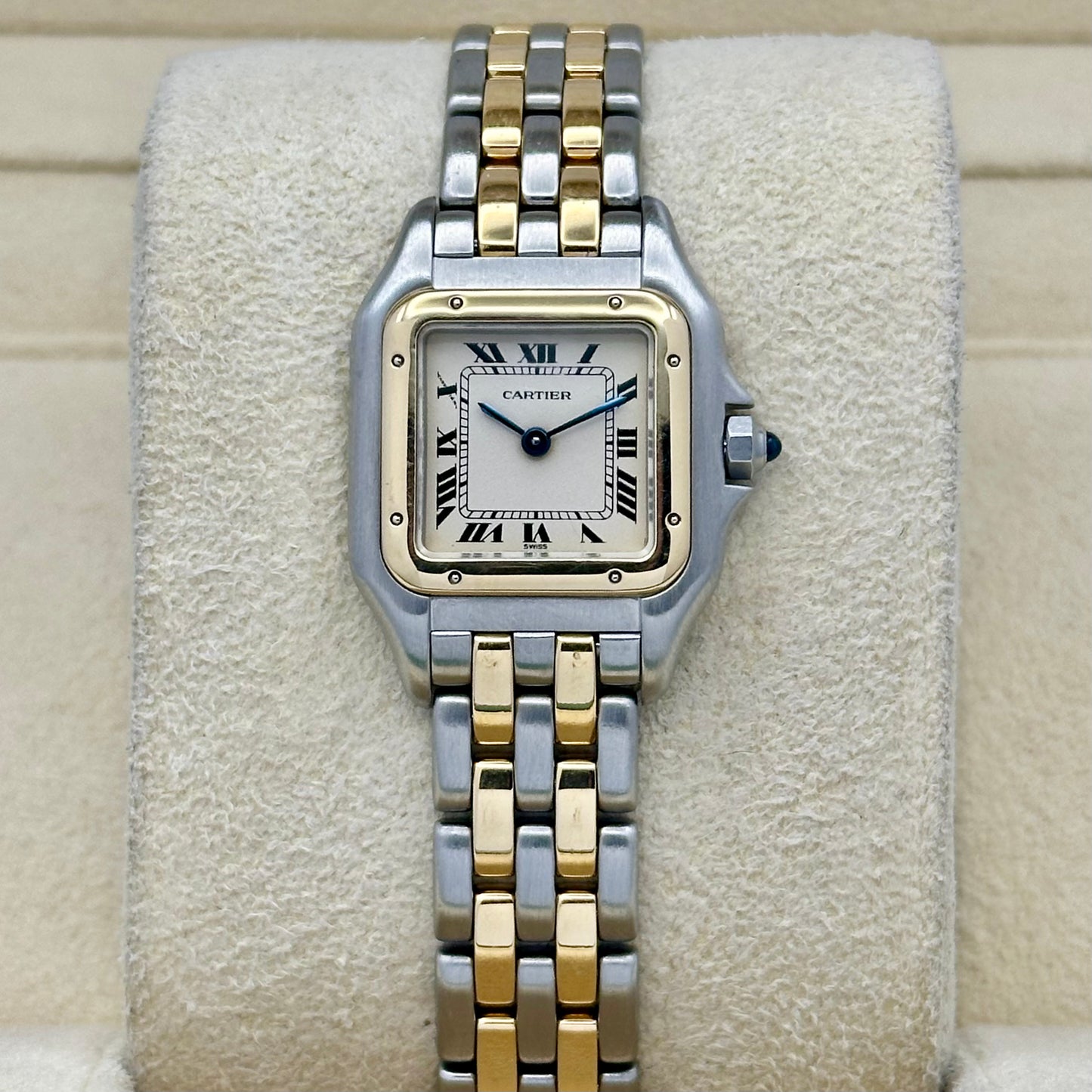 Panthére Small Two Row 18K Yellow Gold White Romans Ref 166921