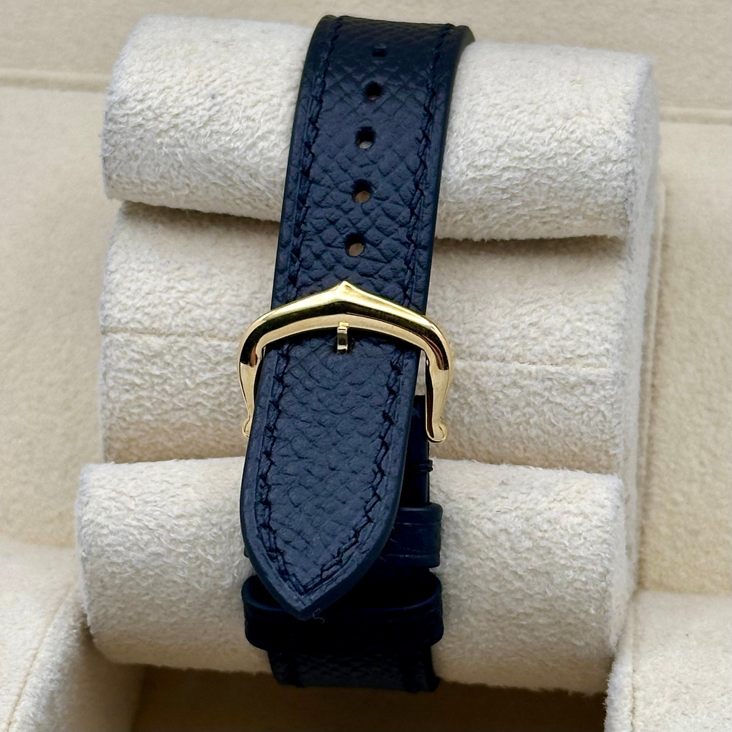 Tank Must De Cartier Small Burgundy Manual Winding