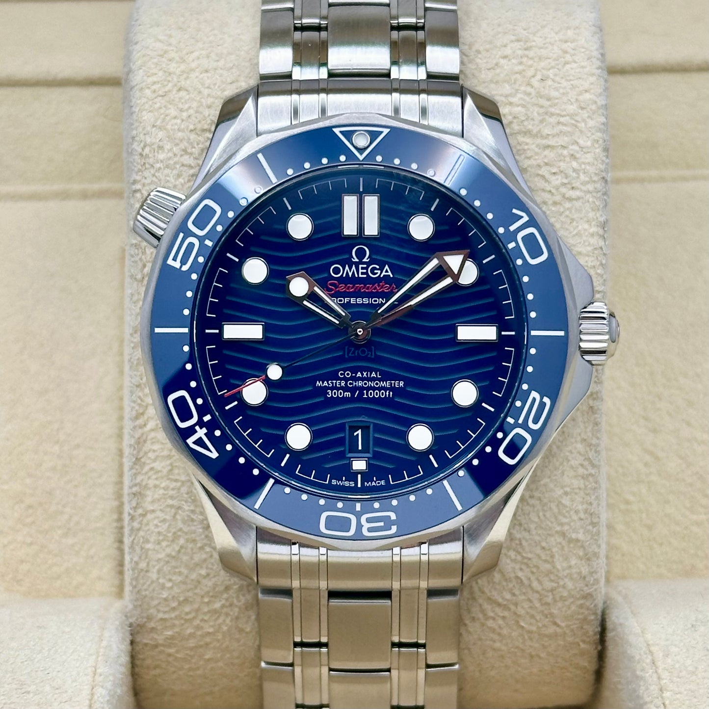 Seamaster 300 Blue Ceramic Ref 210.30.42.20.03.001 2021