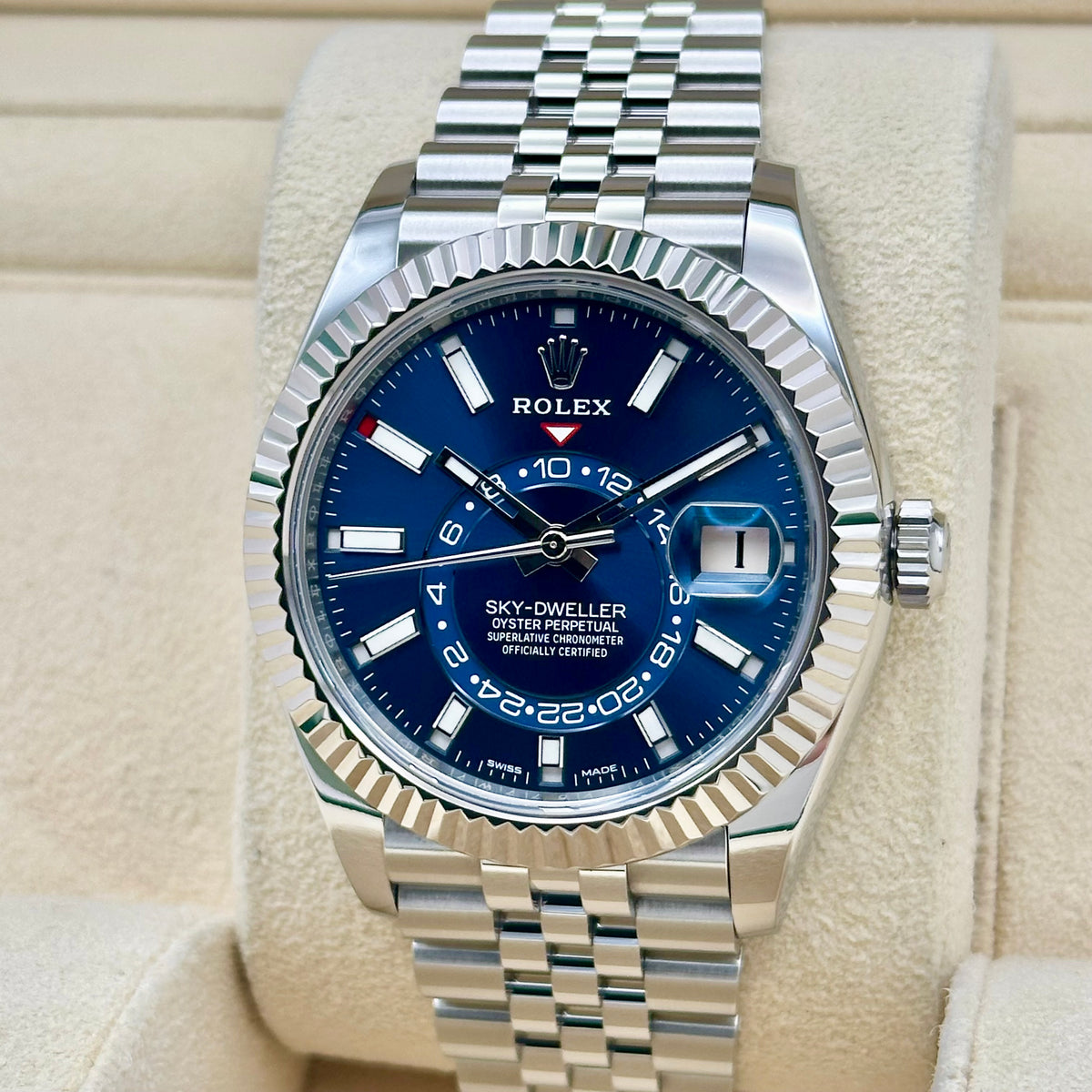 Sky-Dweller Sunburst Blue Jubilee 18K White Gold Ref 326934 2022