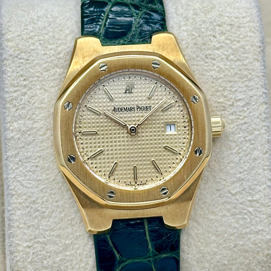 Royal Oak 28MM 18K Yellow Gold Champagne Ref 66800 2002