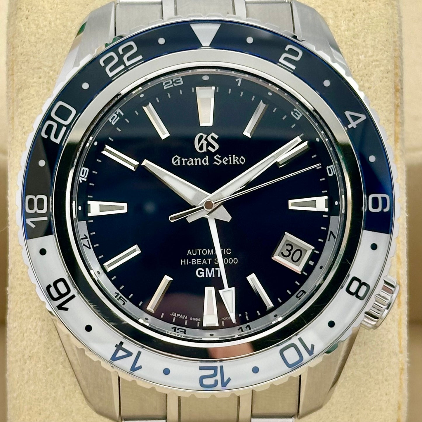 Hi-Beat 36000 GMT Blue Ref SBGJ237G 2023