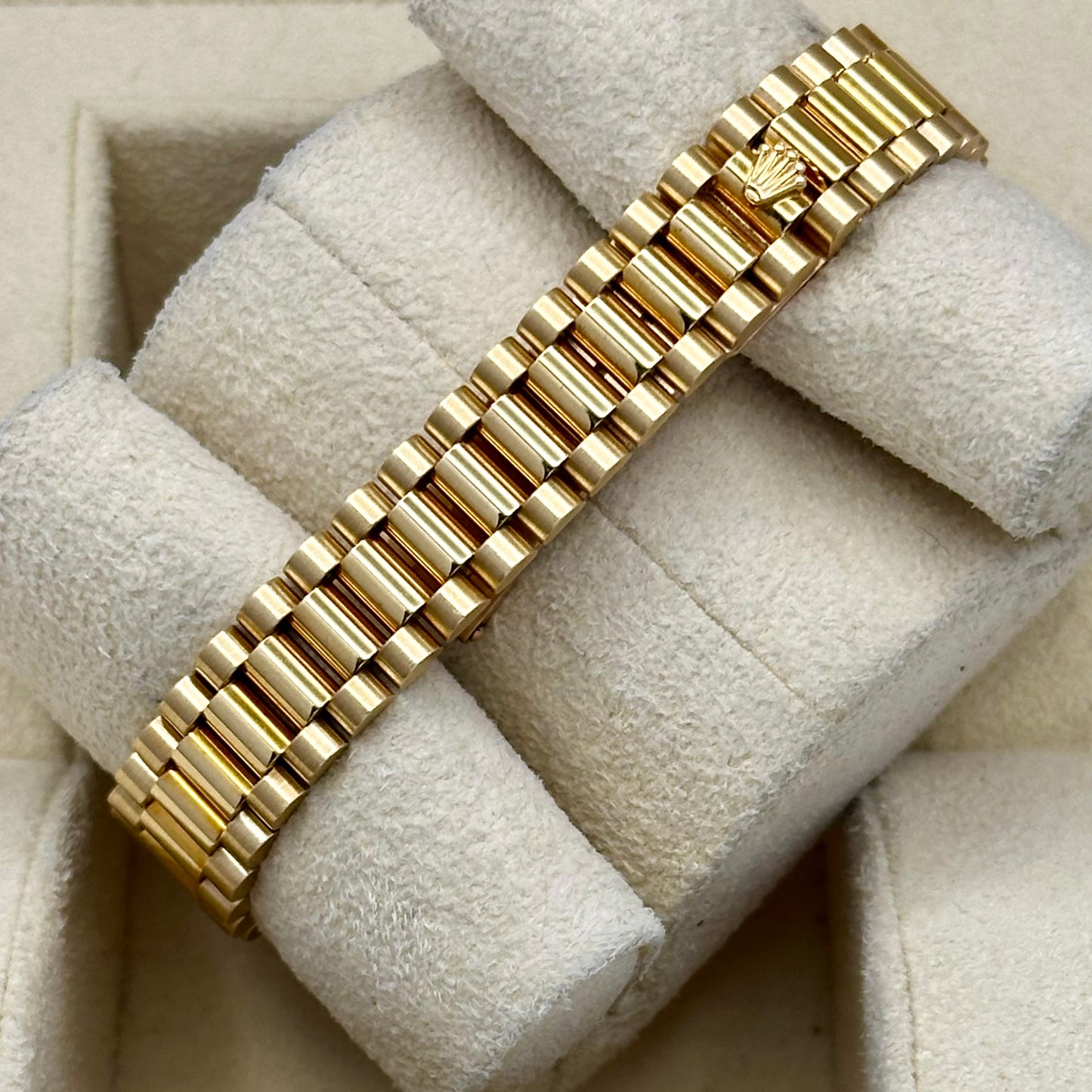 Lady-Datejust 26 Champagne 18K Yellow Gold President Ref 69178 1995