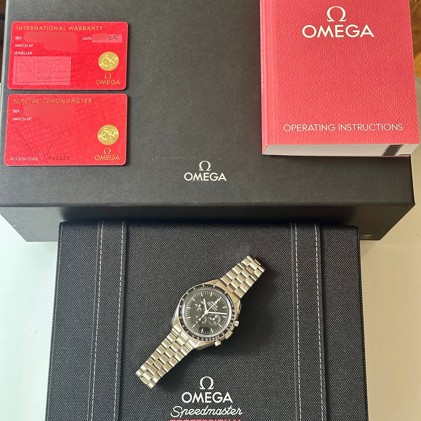 Speedmaster Professional Sapphire Sandwich Ref 310.30.42.50.01.002 2025