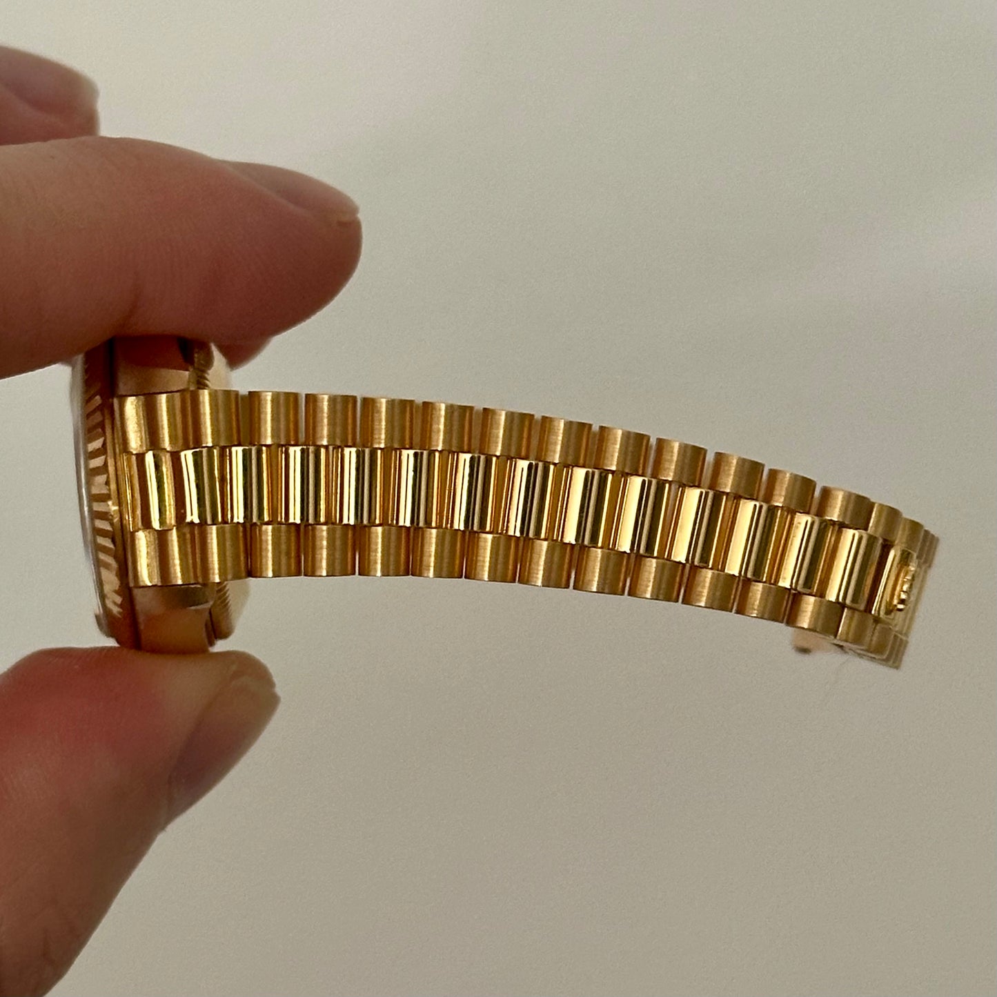 Lady-Datejust 26 Champagne Diamond 18K Yellow Gold President Ref 69178