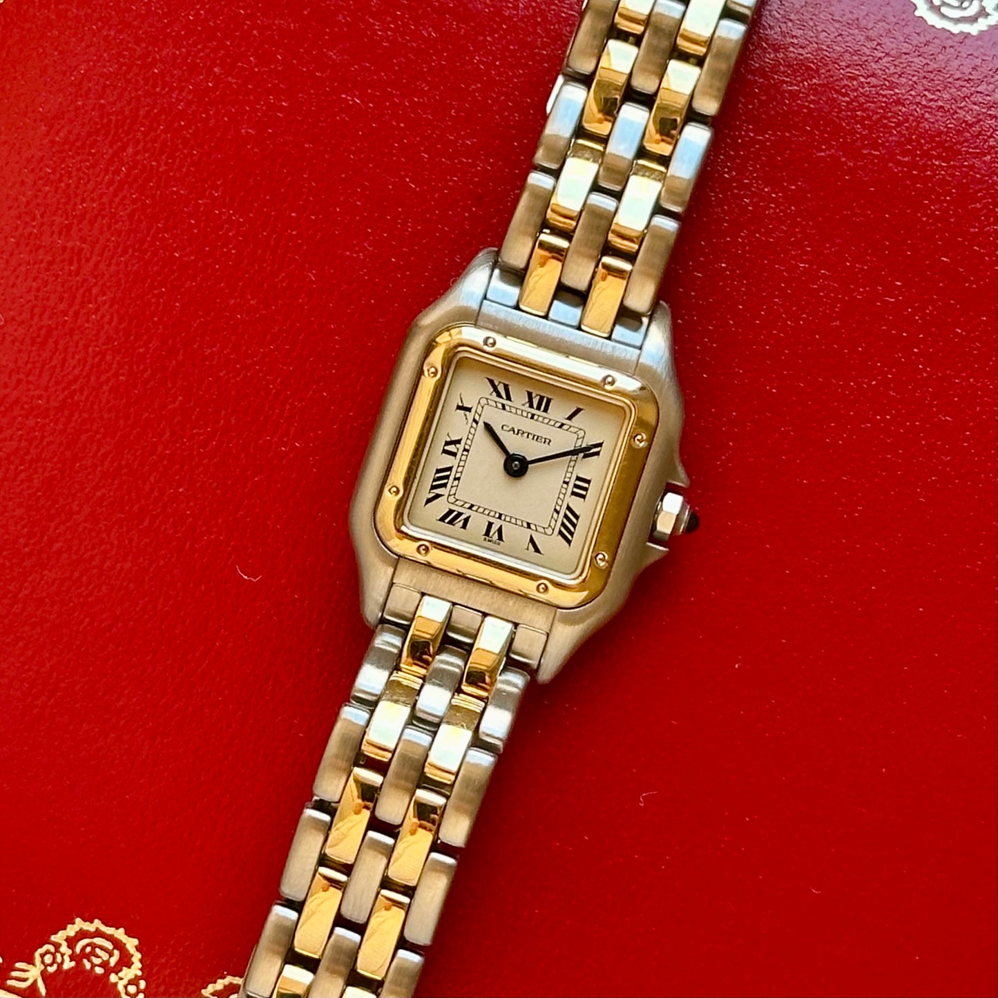 (ON HOLD) Panthére Small Two Row 18K Yellow Gold White Romans Ref 1057917 1990