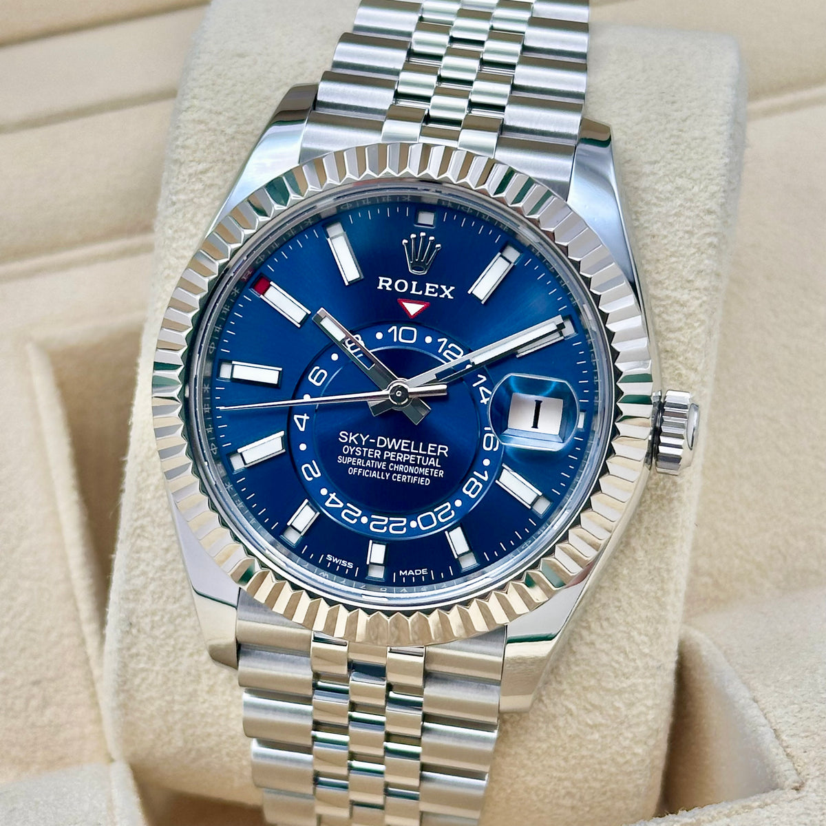Sky-Dweller Sunburst Blue Jubilee 18K White Gold Ref 326934 2022