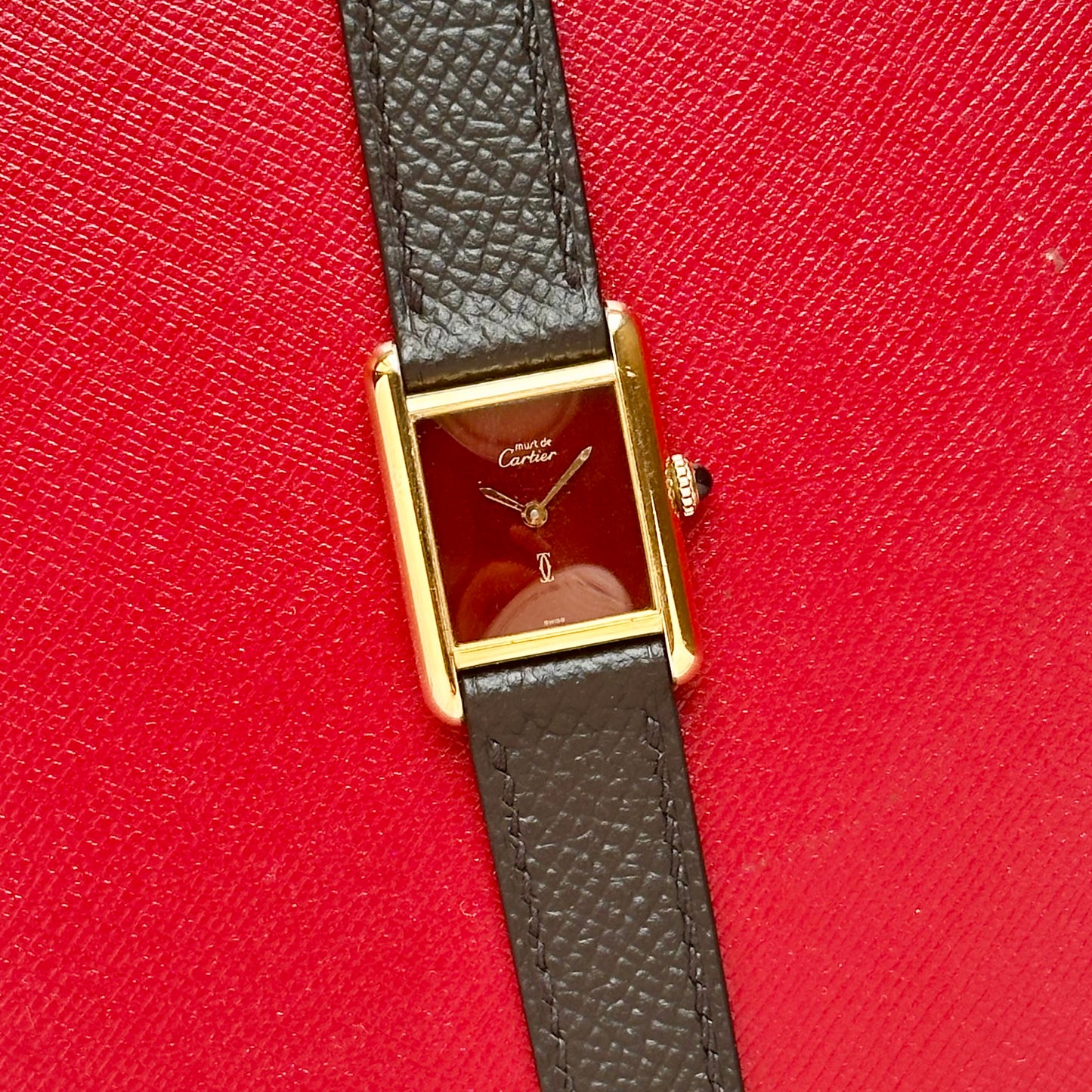 Tank Must De Cartier Small Burgundy Manual Winding