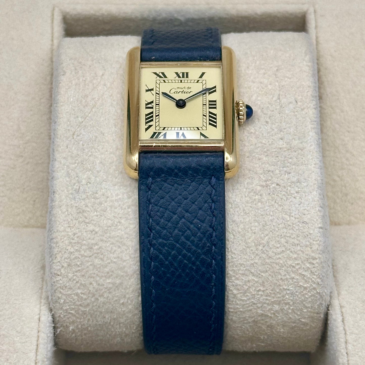 Tank Must Small Ivory Romans Manual Winding 1980