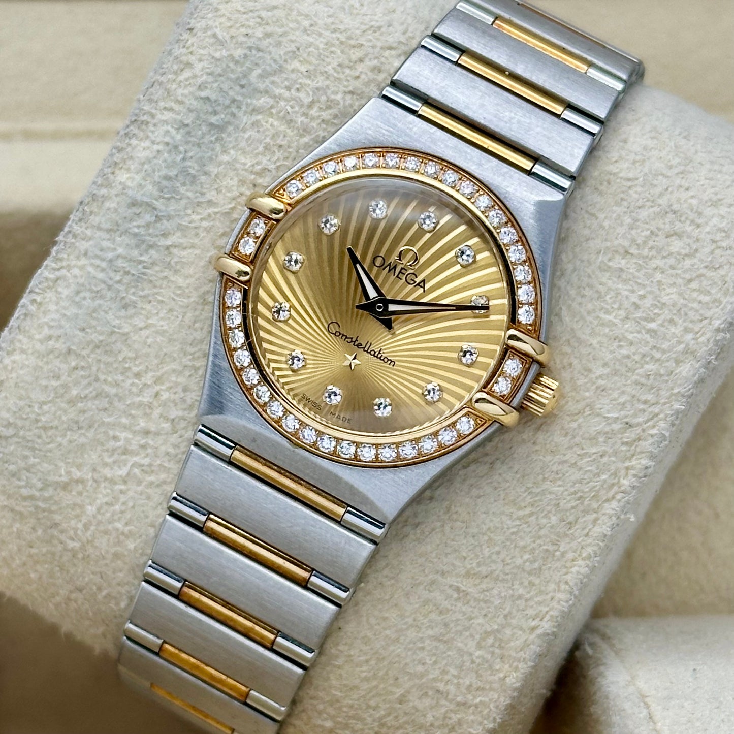 Constellation Ladies Factory Diamond Bezel Yellow Gold Ref 111.25.26.60.58.001