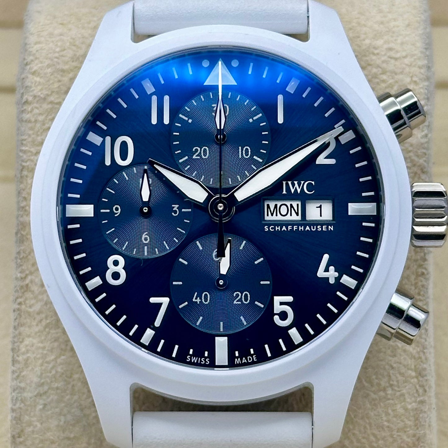 Pilot Chronograph Le Petit White Ceramic Blue Ref IW389410 2026