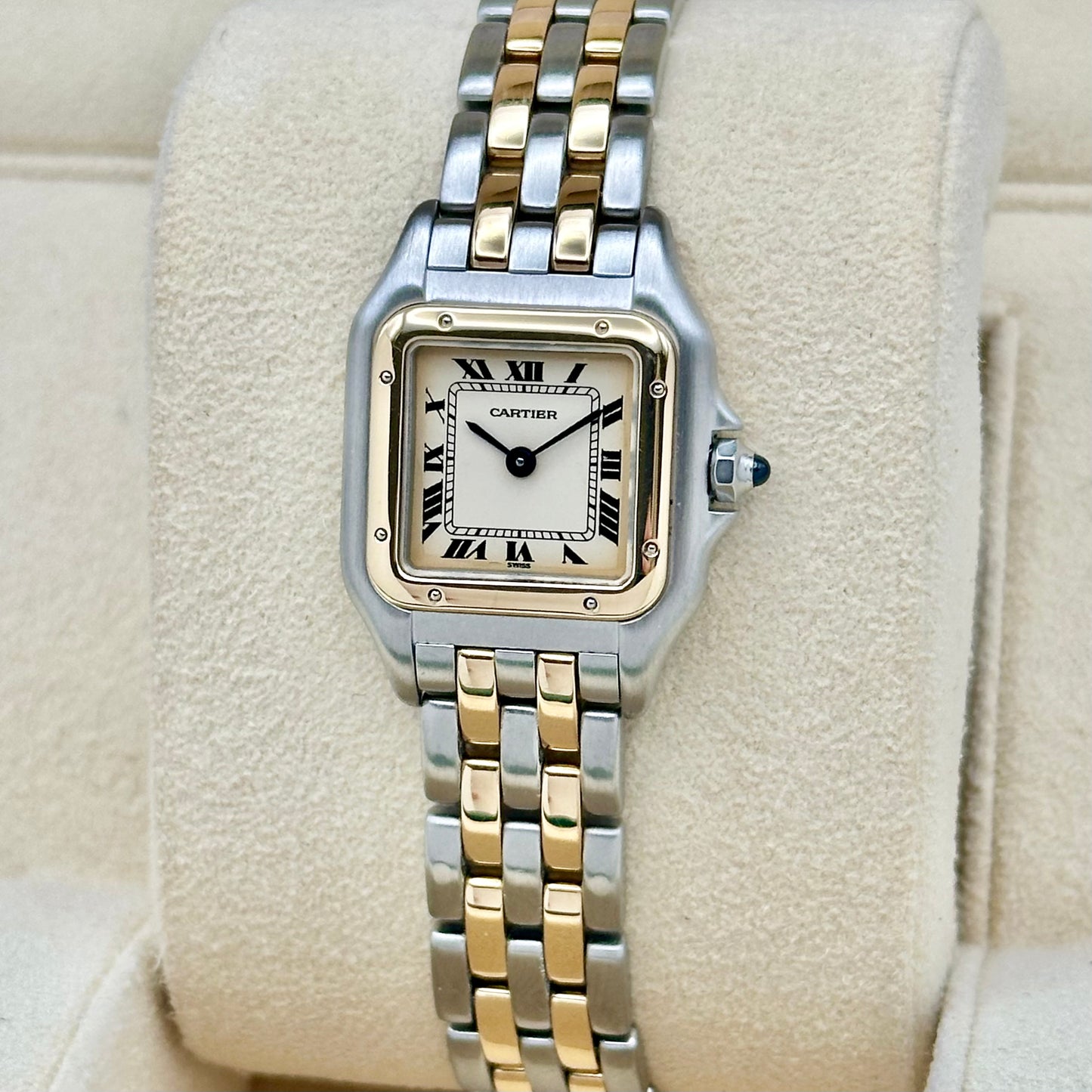 Panthére Small Two Row 18K Yellow Gold White Romans Ref 166921