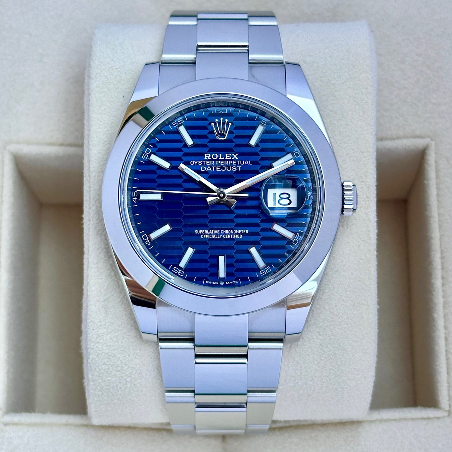 Datejust 41 Motif Blue Ref 126300 2023