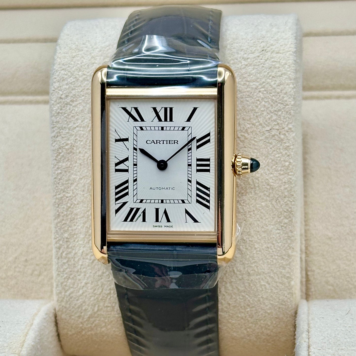 Tank Louis Cartier Large White Romans 18K Yellow Gold Automatic Ref WGTA0357 2026