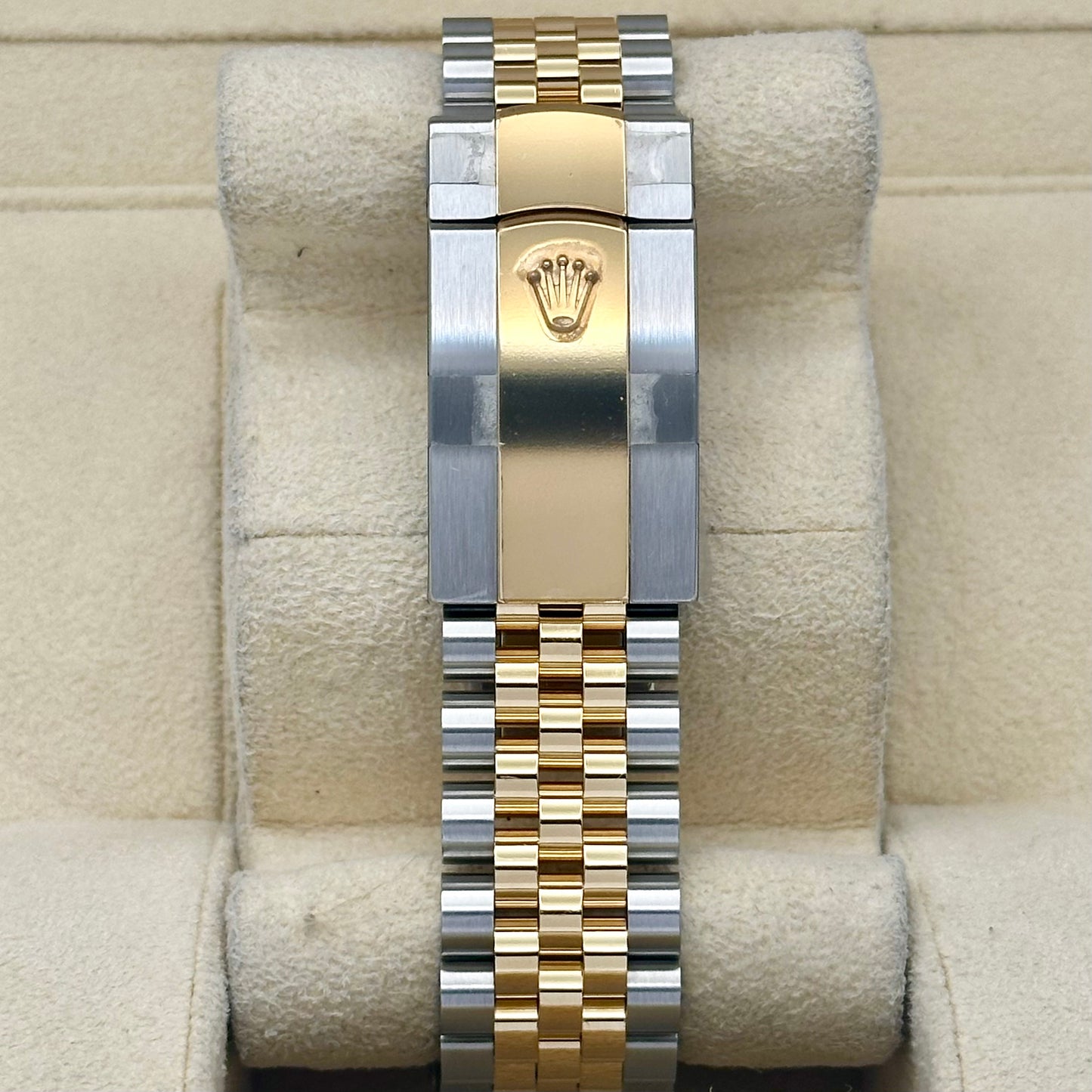 Sky-Dweller White 18K Yellow Gold Jubilee Ref 336933 2025