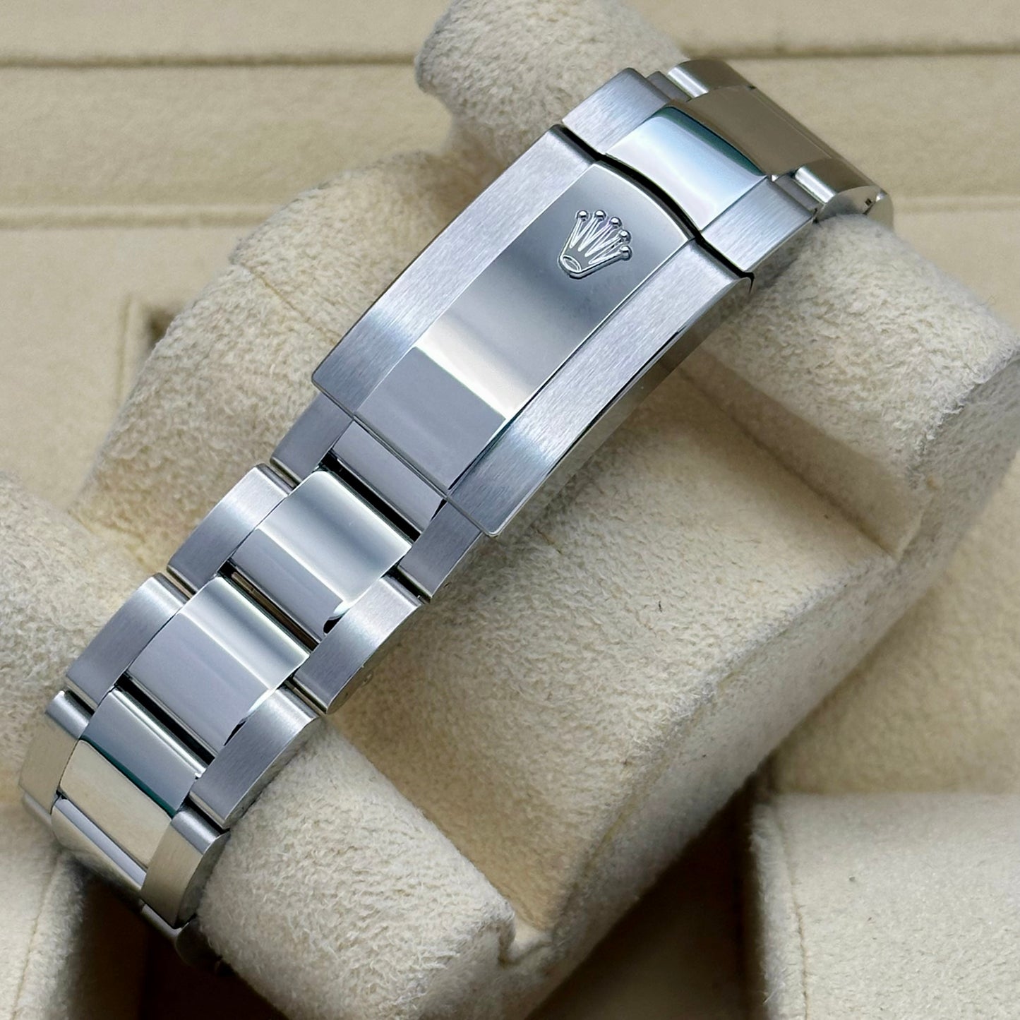Datejust 36 Green Ombré 18K White Gold Ref 126234 2026