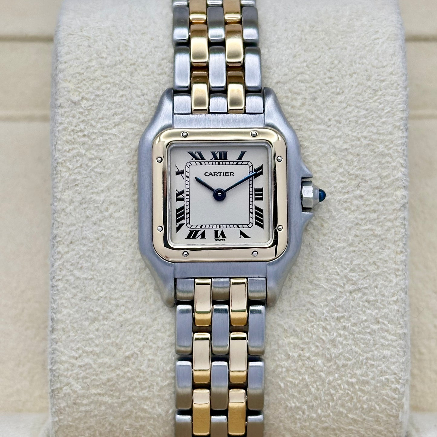 Panthére Small Two Row 18K Yellow Gold White Romans Ref 669210