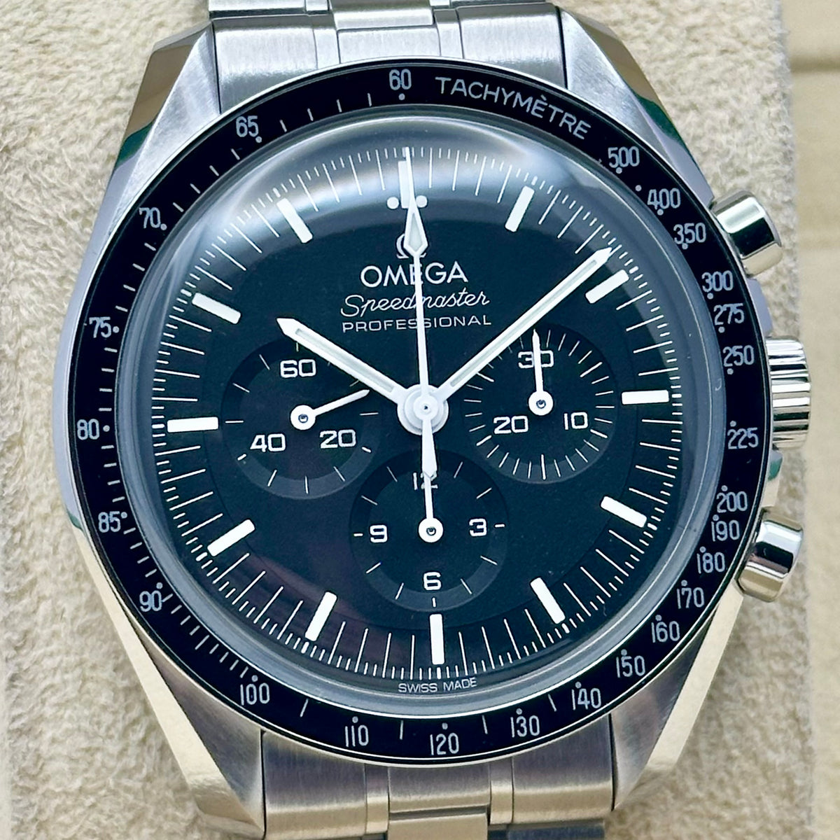 Speedmaster Professional Moonwatch Hesalite Ref 310.30.42.50.01.001 2026